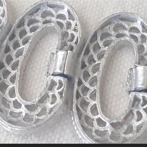 VINTAGE CROWN TRIFARI SIGNED SILVERTOWN BRACELET - Picture 3 of 9